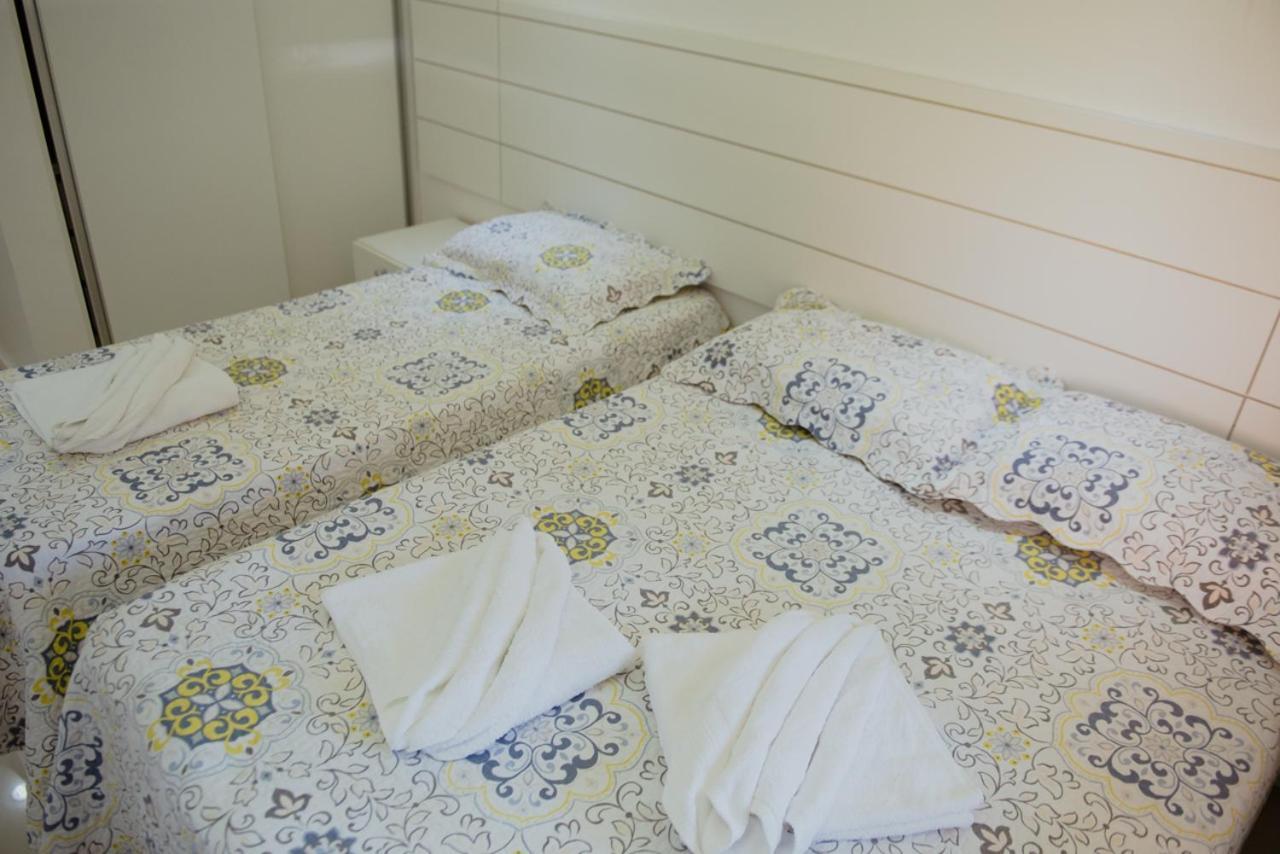 Flat Guarajuba Beira Da Praia Pe Na Areia מראה חיצוני תמונה